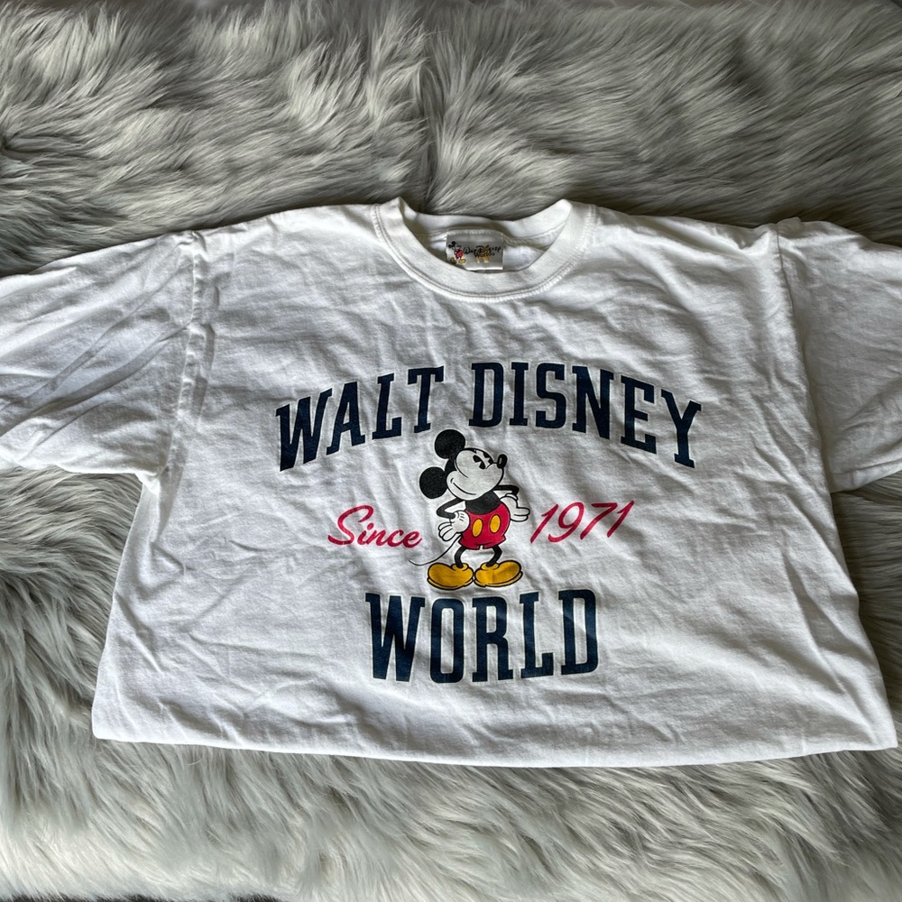 VINTAGE disney tee!